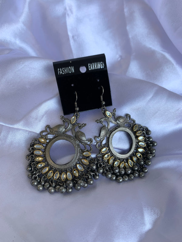 Dual tone drop earring