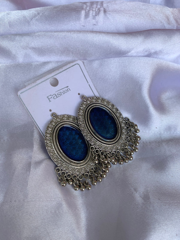 NIsha Earring