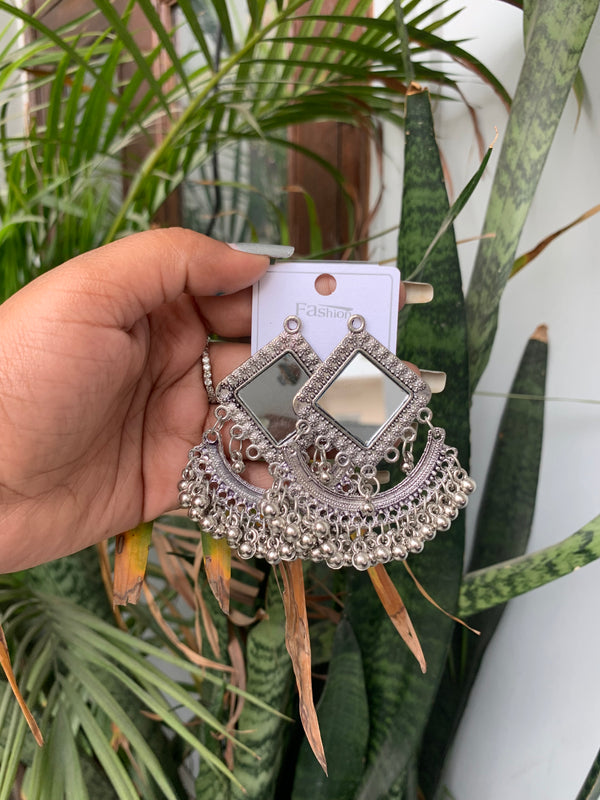 Mitali Earring