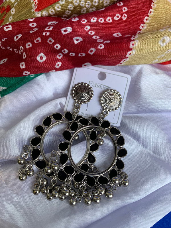 Nivrithi earring