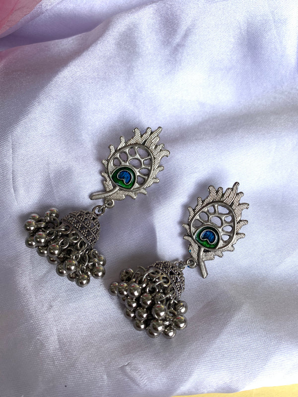 Saumya jhumka