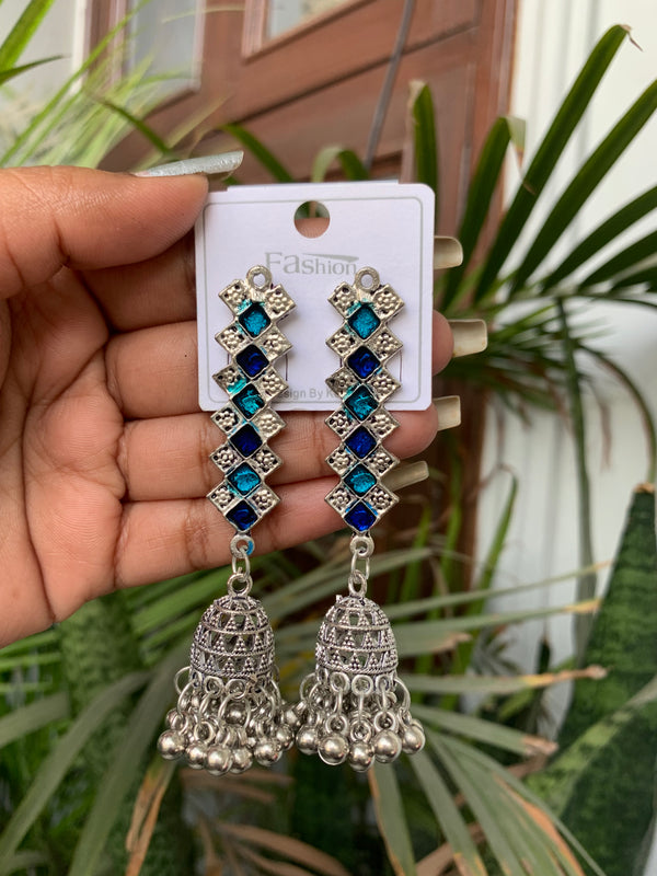Aditi jhumka