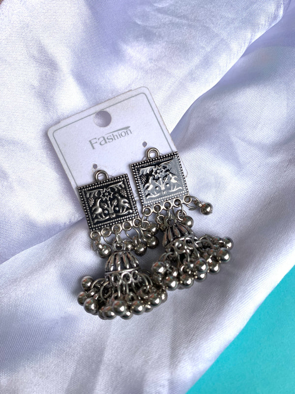 Nazaqat jhumka