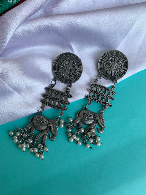 Haathi jhumka-e-jhumka