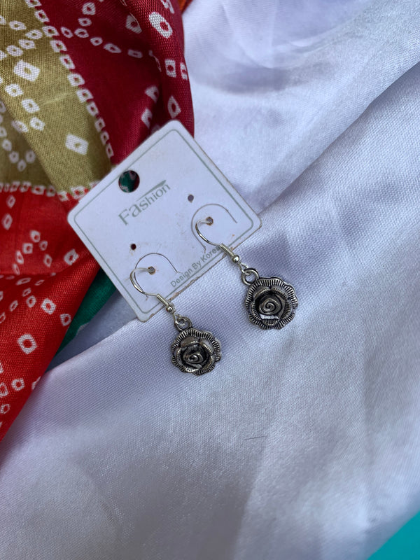 Jhalak drop earring