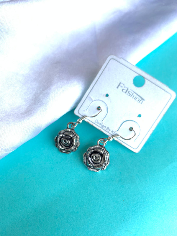 Jhalak drop earring