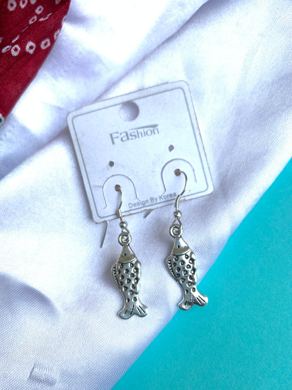 Machhli drop earring