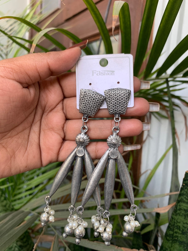 Zari jhumka