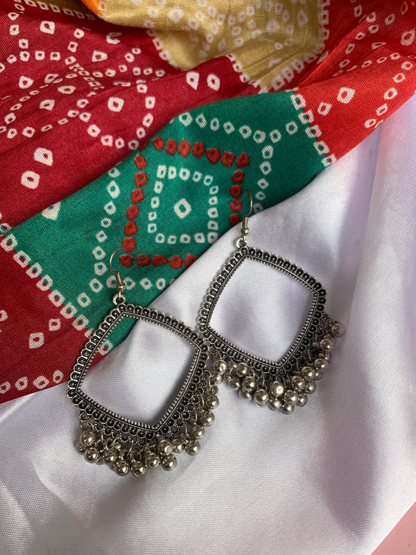 Pramila earring