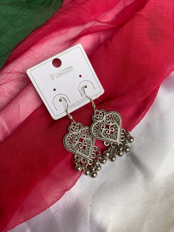 Roja drop earring