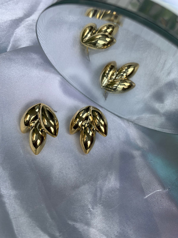 Chilton earring