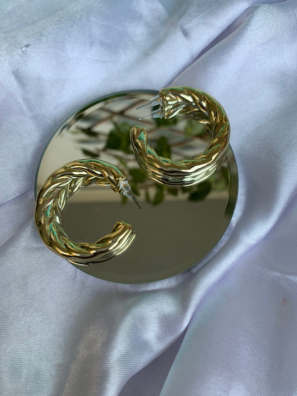 Fathia hoops
