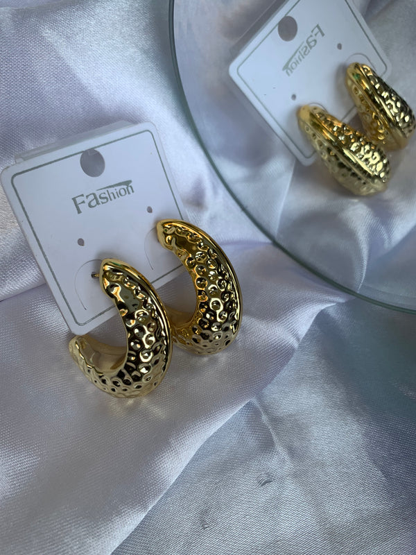 Aoucha hoops