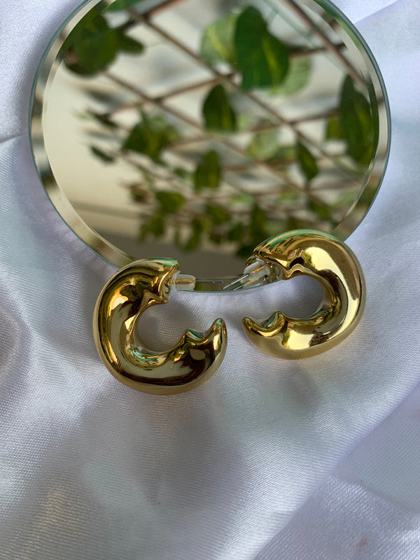 Zilpah earring