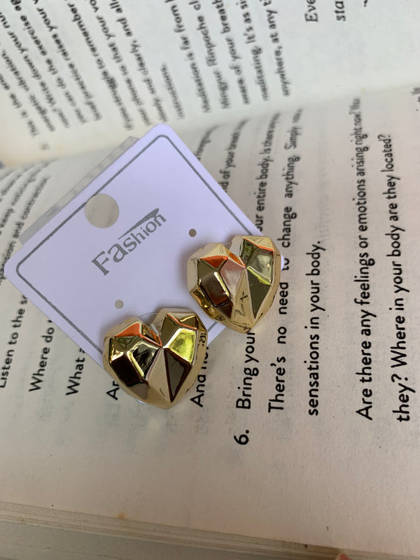 Abstract heart studs