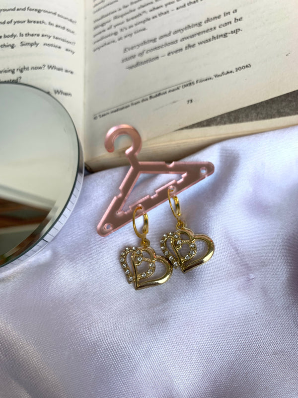 Twin heart studded earring