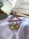 Golden sea shell pearlearring