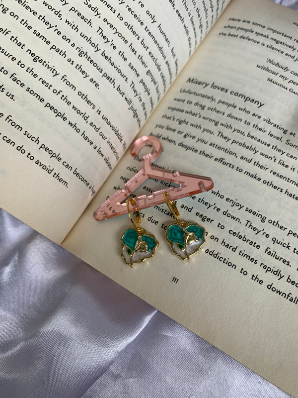 Avis earring
