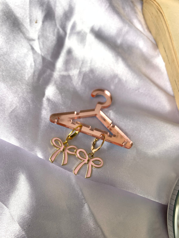 Statement baby pink bow earring