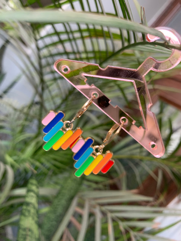 Statement rainbow heart drop earring