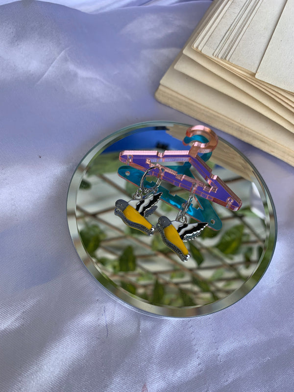 Fly high earring