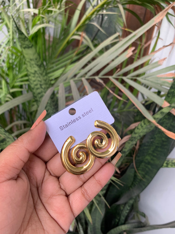 Timeless spiral studs