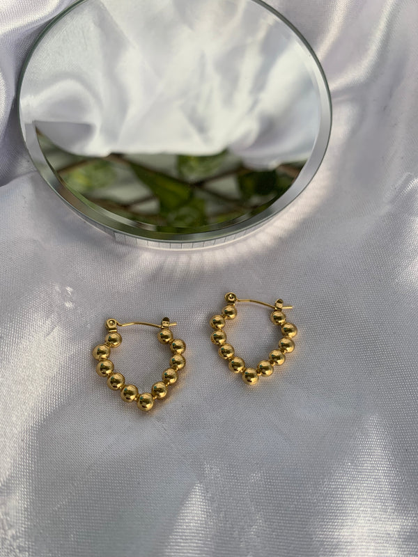 Zoldea dotted hoop