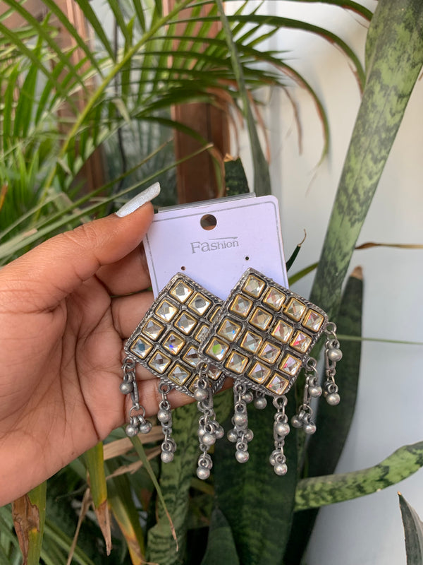 Zarnisha Earrings