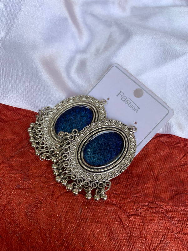 NIsha Earring