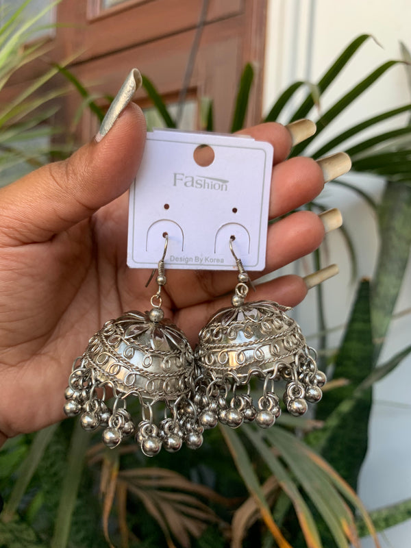 Nandini statement jhumka