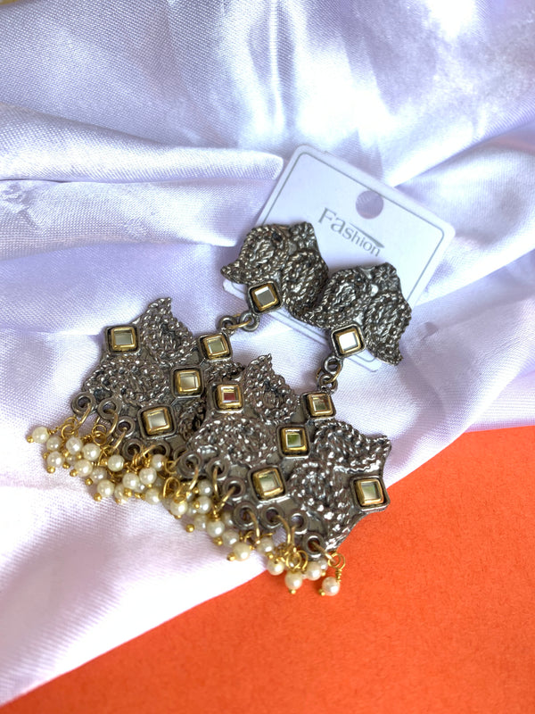 Sushmita oxi kundan earring