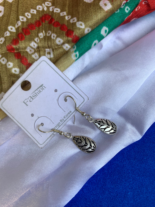 Ruhi deop earring