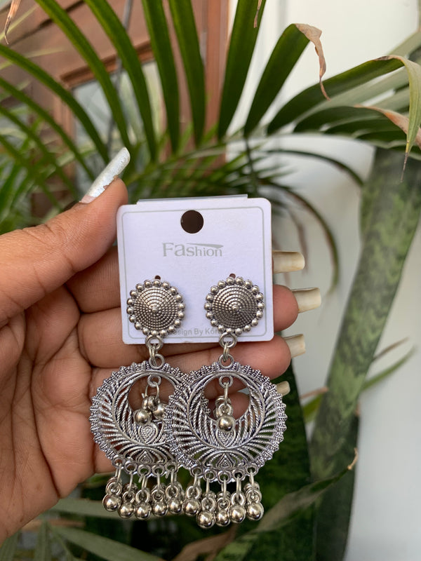 Pari drop earring