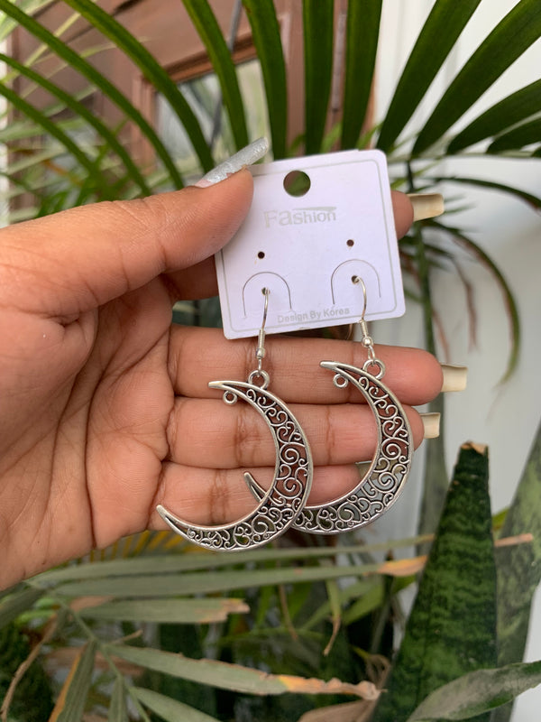Moon drop earring