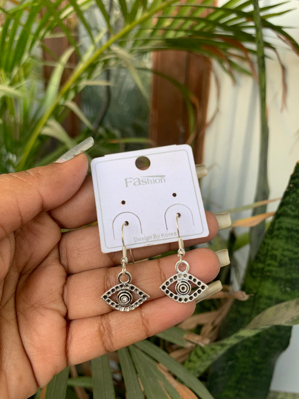 Evil eye silver earring