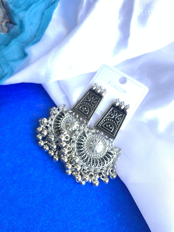 Reeta earring