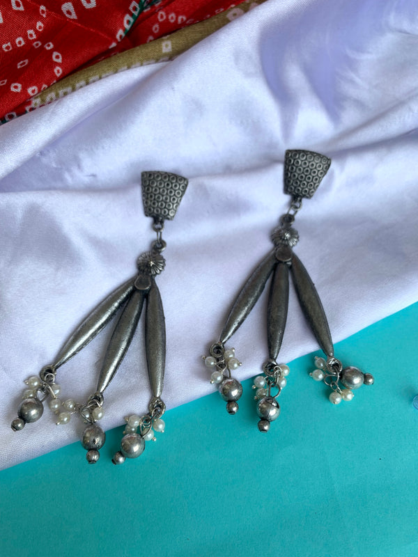 Zari jhumka