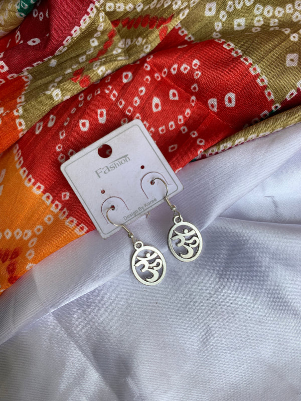 Om earring