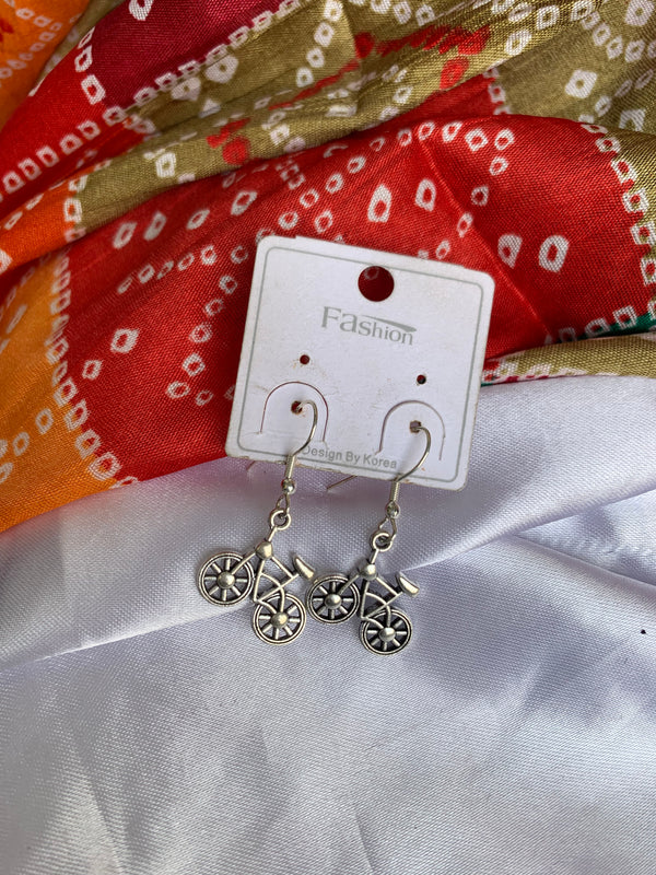 Cycle wali drop earring