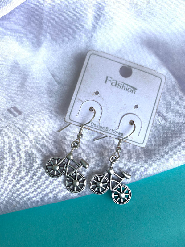 Cycle wali drop earring