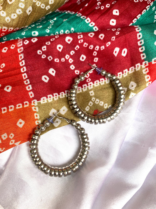 Tinka hoops