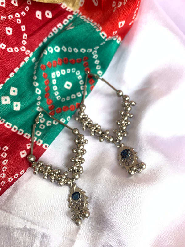 Himani hoops