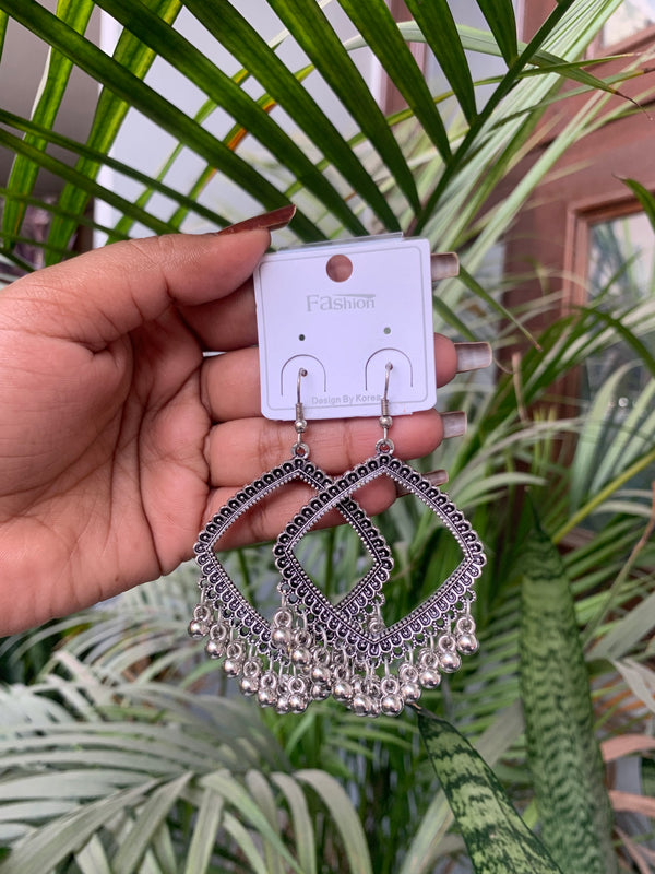 Pramila earring