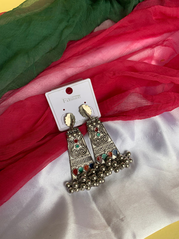 Pavitra jhumka