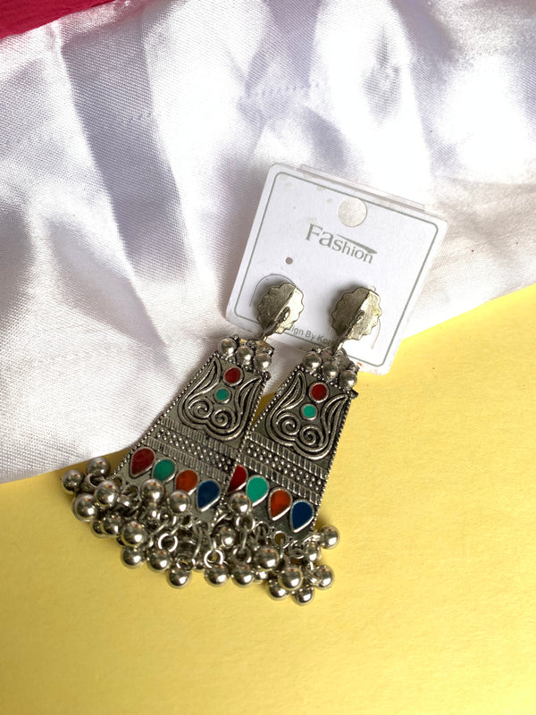 Pavitra jhumka