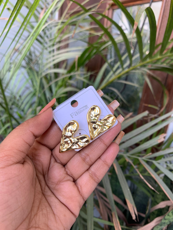 Statement heart studs