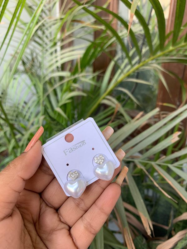Eli heart studs