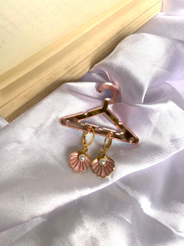 Pink sea shell pearl earring