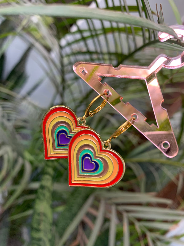 Statement rainbow heart