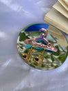 Statenment golden textured heart earring